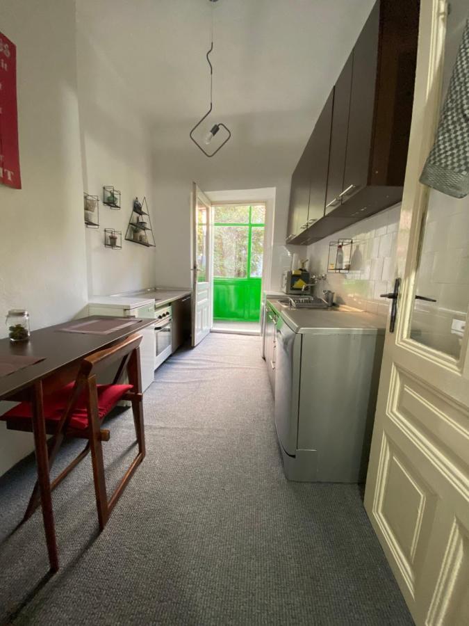 Nf'S Home Lovely Apartment In Heart Of Sarajevo Esterno foto